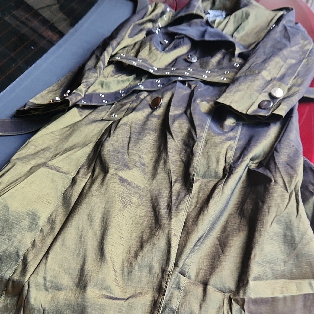Elegant Olive Women's Trench Coat